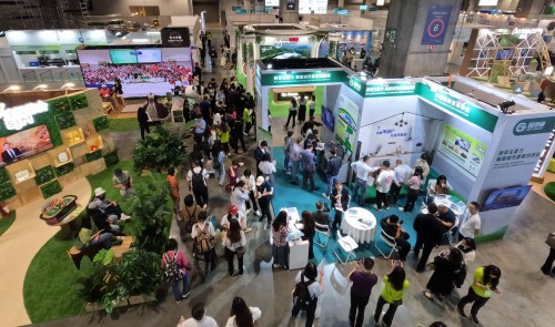 The Green Showcase of the 2024MIECF gathers exhibitors at home and abroad to seek business opportunities