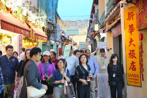 Trade visitors participate in technical visits, the MICE Environment Experience Tour, and guided community tours to know more about Macao and create business opportunities